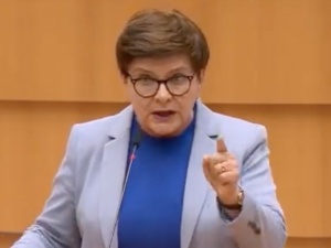 Debata w PE o komisji ds. rosyjskich wpływów. Beata Szydło nie przebierała w słowach: „Wstyd, Sikorski!”