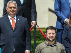 „Przystąpienie Ukrainy do NATO nie może być przedmiotem obrad najbliższego szczytu Sojuszu”