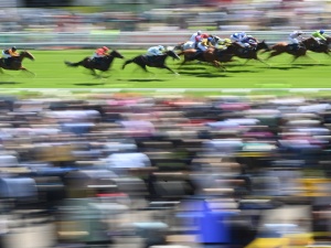 Aktywiści próbowali wedrzeć się na tor wyścigowy podczas Epsom Derby