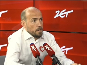 Poproszono Budkę o zacytowanie zwrotki hymnu. Kompromitacja posła PO [WIDEO]