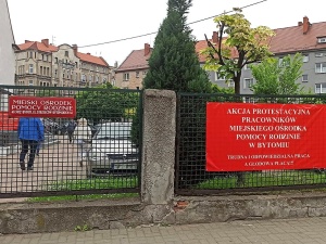 Pracownicy MOPR w Bytomiu wciąż walczą o podwyżki