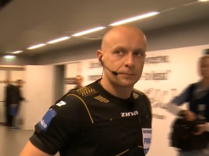 „Nigdy Więcej” ma problem? Marciniak może podjąć radykalne kroki