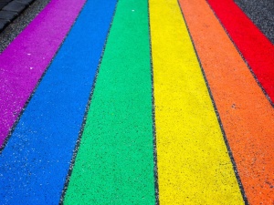 Awantura wokół nowej wersji flagi „dumy LGBT” [FOTO]