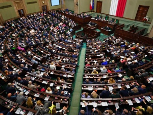 [najnowszy sondaż] IBRIS: KO o krok od PiS