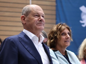 „FT”: Niemcy przeciw wykorzystaniu rosyjskich aktywów do odbudowy Ukrainy. W tle roszczenia odszkodowawcze Polski