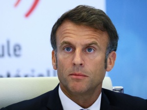 Macron opuszcza „imigracyjny” szczyt w Brukseli, by wrócić do ogarniętej zamieszkami Francji