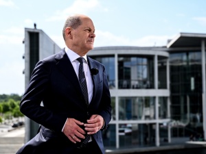 Kanclerz Scholz rozmawiał telefonicznie z prezydentem Ukrainy. Są szczegóły
