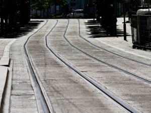 Śmierć 4-latka ciągniętego przez tramwaj. Motorniczy z zarzutami 