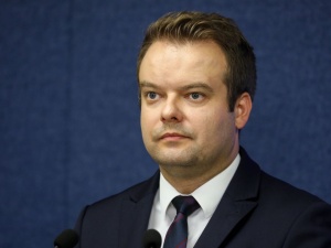 Poseł PiS zawiesza działalność polityczną. Rzecznik partii zabiera głos