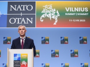 Stoltenberg zabiera głos ws. przystąpienia Ukrainy do NATO. Potwierdzamy
