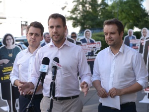 „Drużyna afer Tuska”. Rzecznik PiS o nowej inicjatywie