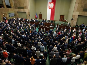 Sejm zwiększył świadczenie dla działaczy opozycji antykomunistycznej. Większość posłów z KO, Lewicy i Konfederacji wstrzymała się od głosu