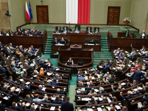 [najnowszy sondaż] PiS ze zdecydowaną przewagą, ale...