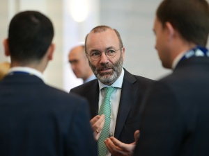 Z. Kuźmiuk: Grupa Webera działa. KE skarży do TSUE wyroki polskiego TK