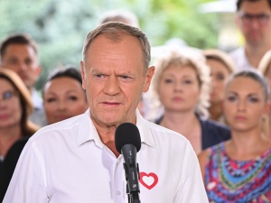 Nie powinniśmy robić polityki na ludzkiej tragedii. Polityk opozycji ostro o Tusku