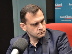 Michał Ossowski w Radiu Gdańsk: Senatorowie bardzo mocno trzymają się swojej szczególnej ochrony, a odmawiają jej kobietom w ciąży czy matkom karmiącym