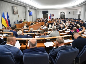 Senat odrzucił w piątek nowelizację ustawy o referendum ogólnokrajowym