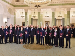 Kto powinien być premierem po wygranej PiS? Są wyniki sondażu 