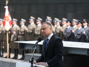 Prezydent Duda: Powstanie Warszawskie to ważna lekcja, jak dbać o ojczyznę 