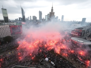 Tak Warszawa oddała hołd Powstańcom w Godzinę W [VIDEO, FOTO]