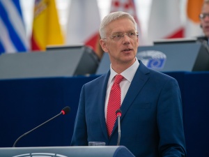 Premier Łotwy poda się do dymisji