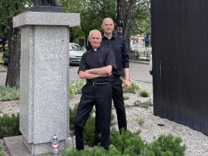 Kapelan środowisk NSZ: Brakuje odpowiedzi na pytanie, jakie kroki podjąć, by przetrwać jako naród