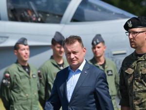 Błaszczak: Negocjujemy kolejny kontrakt dot. dwóch eskadr Black Hawków