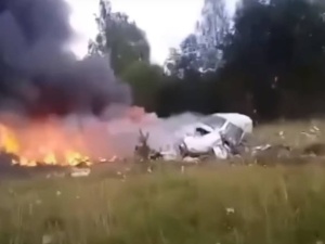 „Kluczowe ostatnie 30 sekund”. Są pierwsze analizy katastrofy samolotu Prigożyna