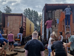 Kard. Krajewski: Wkrótce wyruszy kolejny transport pomocy na Ukrainę