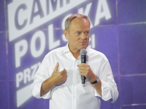 Donald Tusk szczery do bólu. „Mam dyskomfort z powodu Giertycha na liście” [WIDEO]