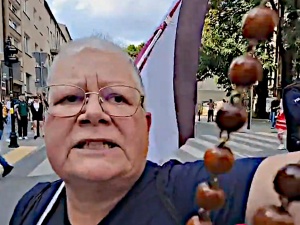 Mam nadzieję, że będziesz miała chorą ciążę. Babcia Kasia - niedoszła Warszawianka Roku - do młodej kobiety