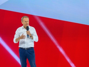 Tusk: Podniesiemy kwotę wolną od podatku. Jak wcześniej głosowali?