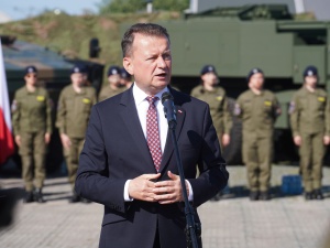 Szef MON: Zatwierdziłem umowę na dostawę 486 wyrzutni HIMARS