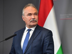 Decyzja KE ws. ukraińskiego zboża. Jest reakcja Węgier