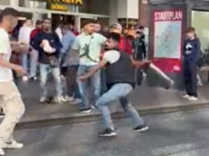 Awantura w Lubece. „Niemiecka policja grozi osobom, które posiadają nagrania arabskiej bijatyki”