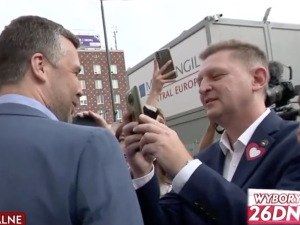 Polityk KO grozi Rachoniowi? „A wiesz, że mamy adresy tych mieszkań?” [WIDEO]