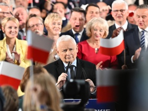 Proszę zachować spokój. Incydent podczas spotkania z Jarosławem Kaczyńskim [WIDEO]