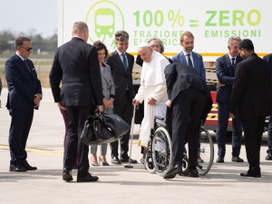Franciszek rozpoczął wizytę w Marsylii