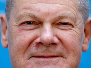 Kanclerz Niemiec wykorzystuje sprawę wiz do nacisków politycznych na nasz rząd