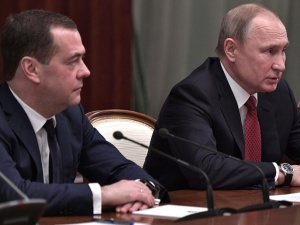 Miedwiediew: Rosji pozostaje coraz mniej opcji poza bezpośrednim konfliktem naziemnym z NATO