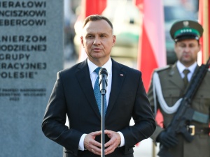 Prezydent: kłamstwa i oszczerstwa na szkodę funkcjonariuszy SG to podłość