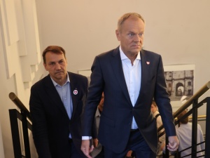 Ekspert: „Urzędnicy UE chcieli zwycięstwa konkretnego polskiego polityka – Donalda Tuska – ale teraz są przygnębieni”