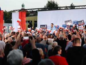Premier Morawiecki o „linii zdrady Tuska” [WIDEO]