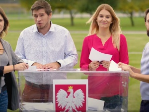 Niemiecki publicysta poucza jak międzynarodowe media mają pisać o wyborach w Polsce