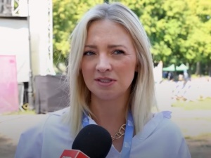 Kurdej-Szatan na marszu PO. Zabrała głos ws. filmu Holland 