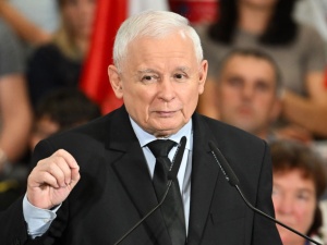 Prezes PiS reaguje w sprawie pilnej debaty w PE dot. „paktu migracyjnego”