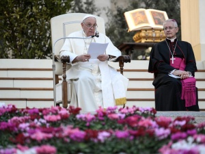 Watykan: Papież otwiera się na kwestię błogosławieństwa dla par osób tej samej płci