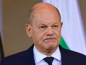 Niemcy muszą oszczędzać: Likwidacja propagandowych Instytutów Goethego we Francji, we Włoszech, w Holandii i USA