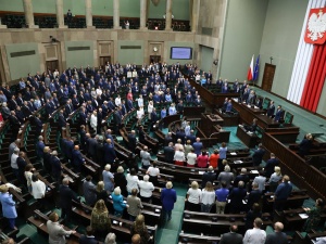 [najnowszy sondaż] PiS wygrywa, ale… przyszły rząd tworzy opozycja