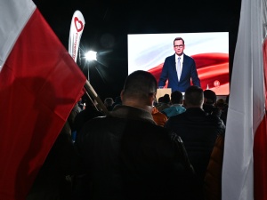 Debata w TVP. Premier: Polityka społeczna za rządów PO – PSL to było „mniej niż zero”